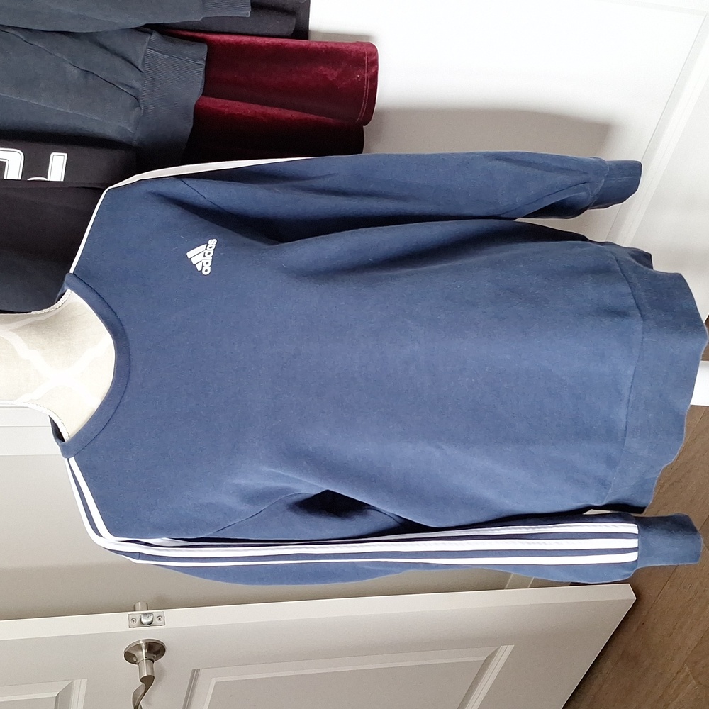 Navy medium Adidas sweatshirt